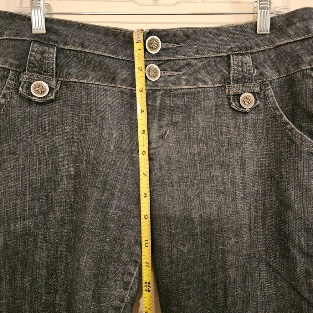 BKE Denim Bermuda Shorts Womens 13 Dark Wash Double Button Longline Jean Shorts - Picture 3 of 8